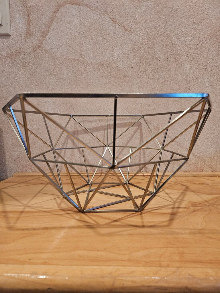 Decorative Geometric Metal Wire Bowl/fruit basket/table decor