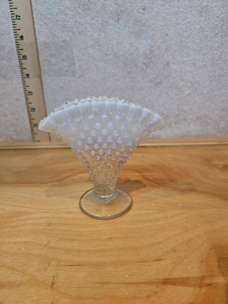 Fenton Opalescent Moonstone Hobnail Fan Glass Vase Fluted Edge