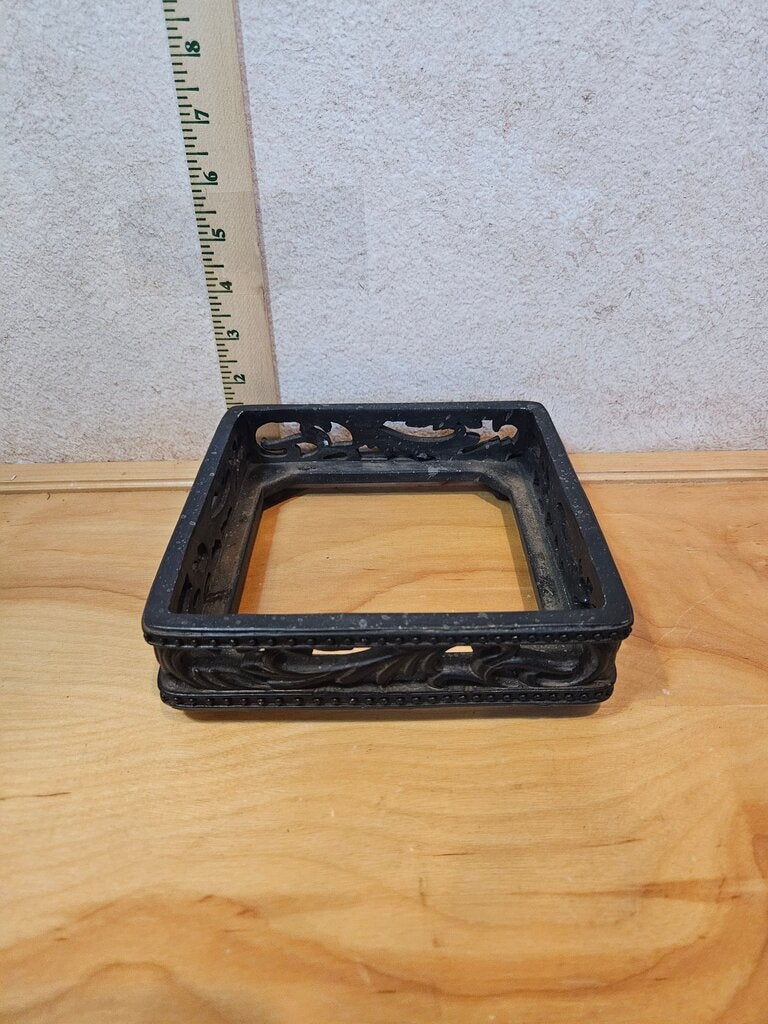 Wrought Iron Metal Napkin Holder - Decorative Metal Napkin Display Riser/canister holder