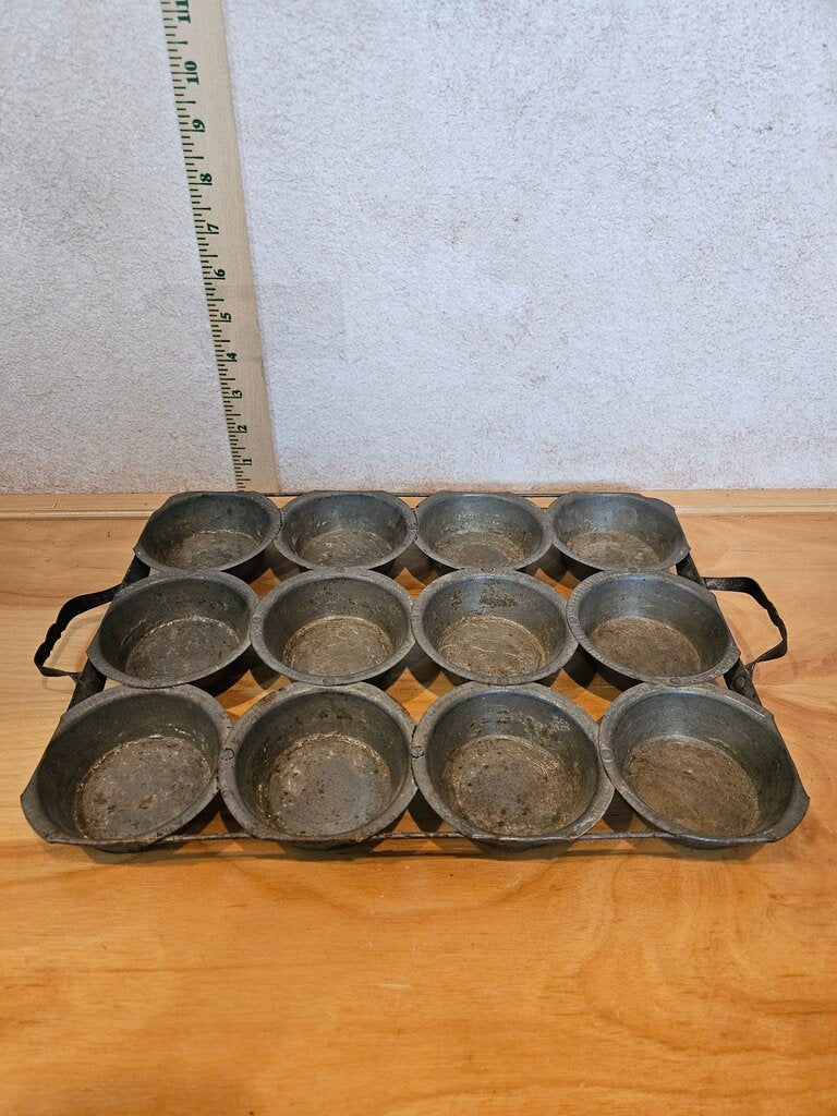 Vintage Metal Muffin Pan