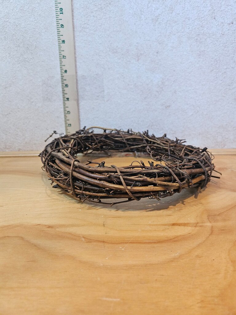 Rustic Country Grapevine Wreath