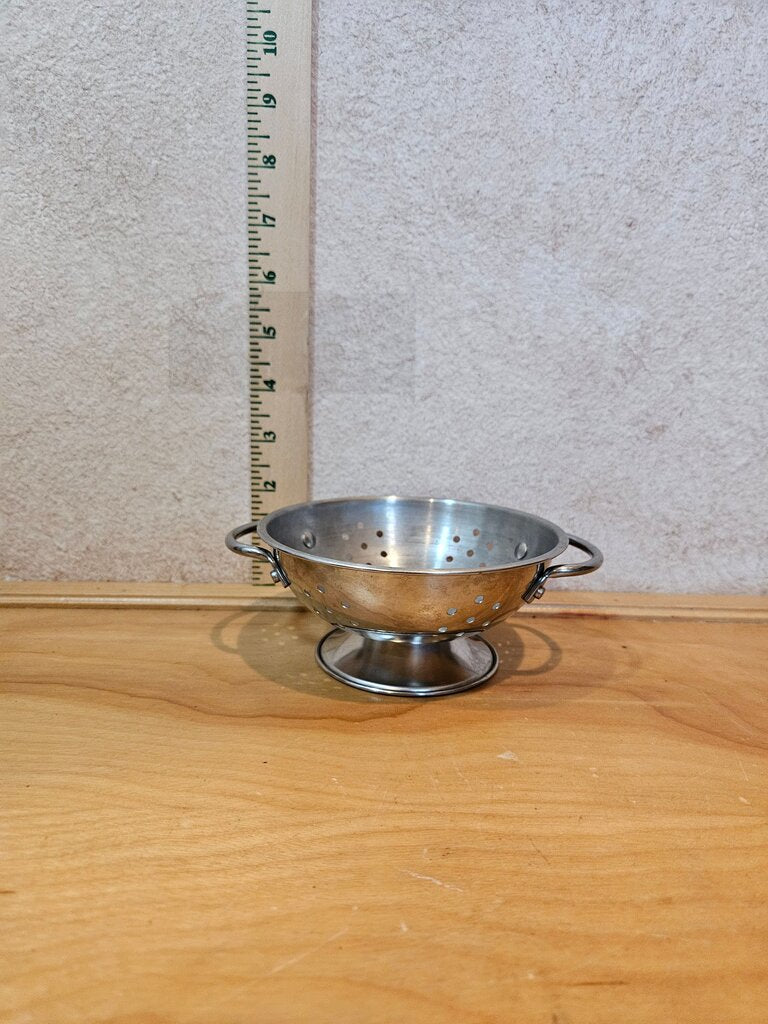 Melissa & Doug Stainless Steel Colander