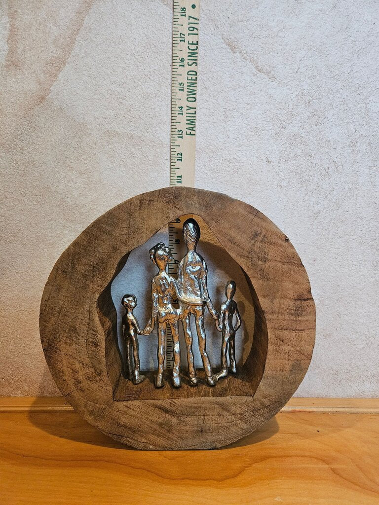Divit Shilp Home Decor, Romantic Family Statue in Round Shape Modern Wood & Metal Combination Statue for Living Room