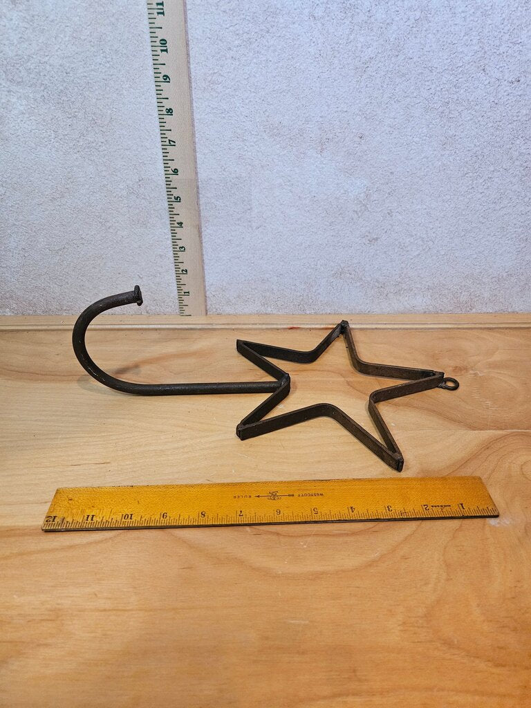 Rustic Rusty Iron Metal Work Art Star Hook Welded Hanging Cabin Lodge Primitive