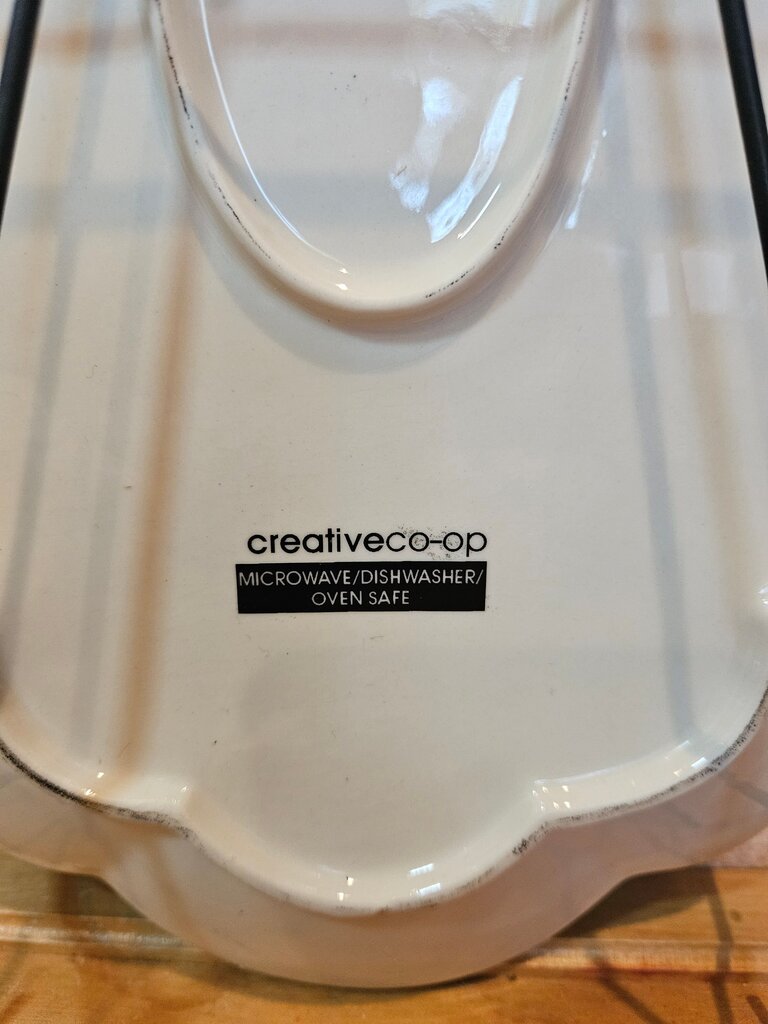 Decorative Chicken Plate by creative co op in a plate wall mount holder