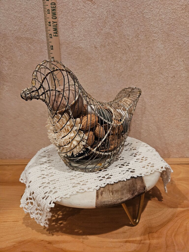 Rustic Primitive Wire Bird Potpourri Holder Farmhouse Decor Chicken Hen Eggs Basket