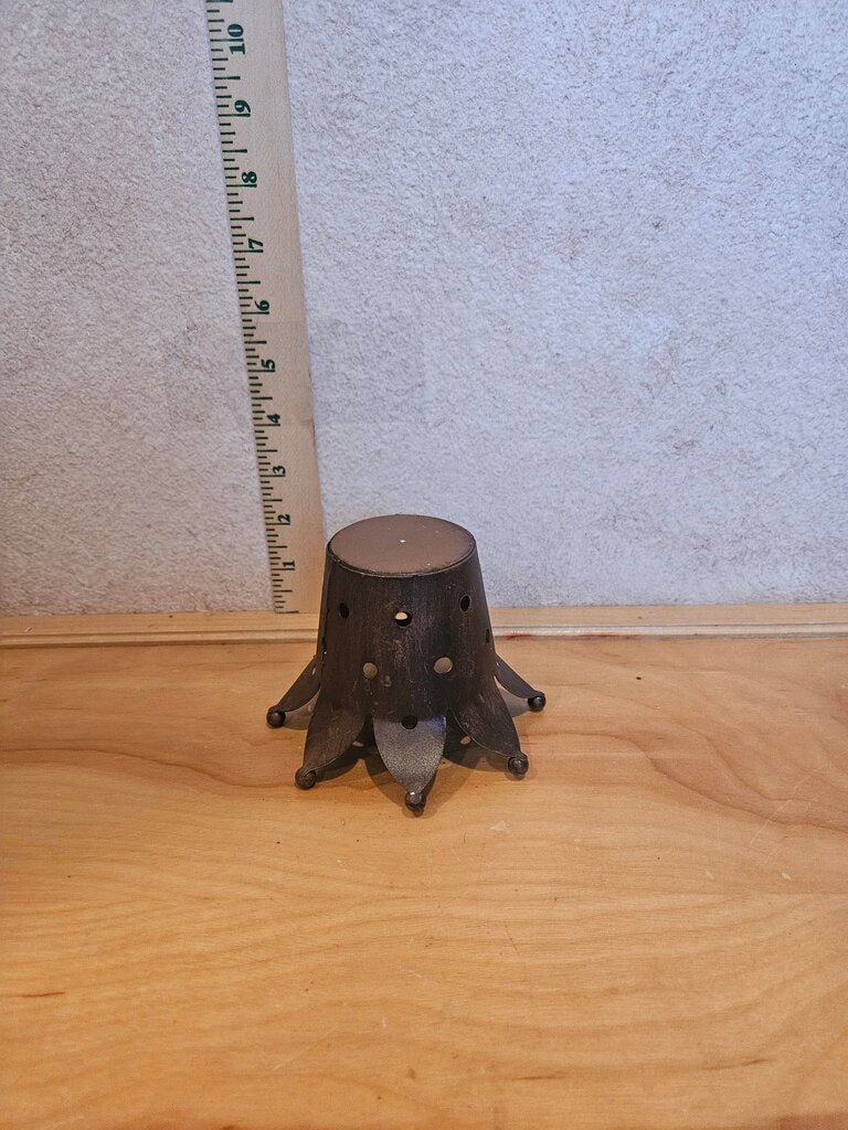 CANDLE HOLDER KING QUEEN CROWN