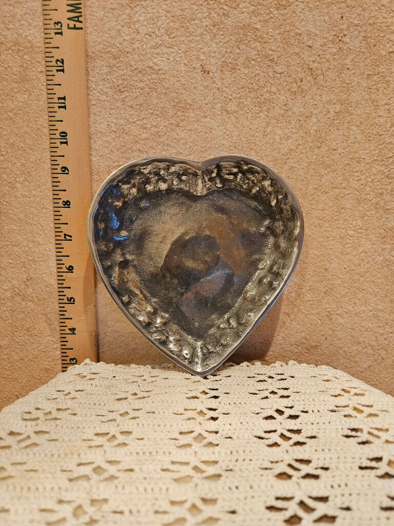 Vintage Floral Repousse Grand Baroque Heart Shaped Nut Dish trinket holder
