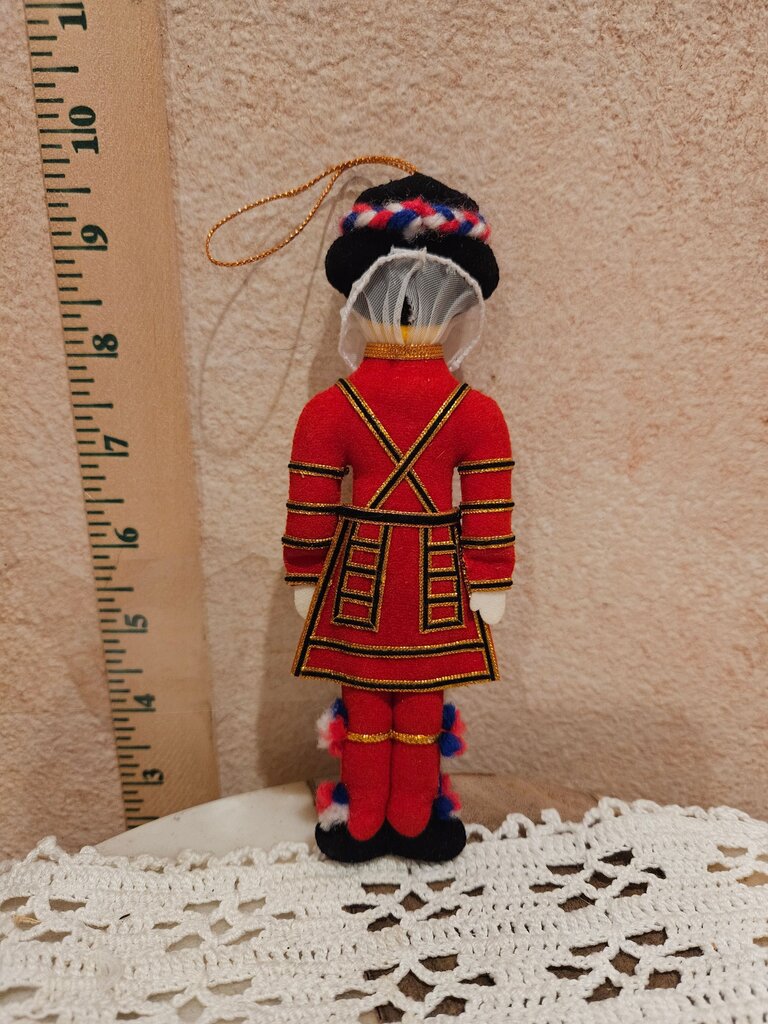 St Nicolas Plush Brittish Beefeater Embroidered Ornament