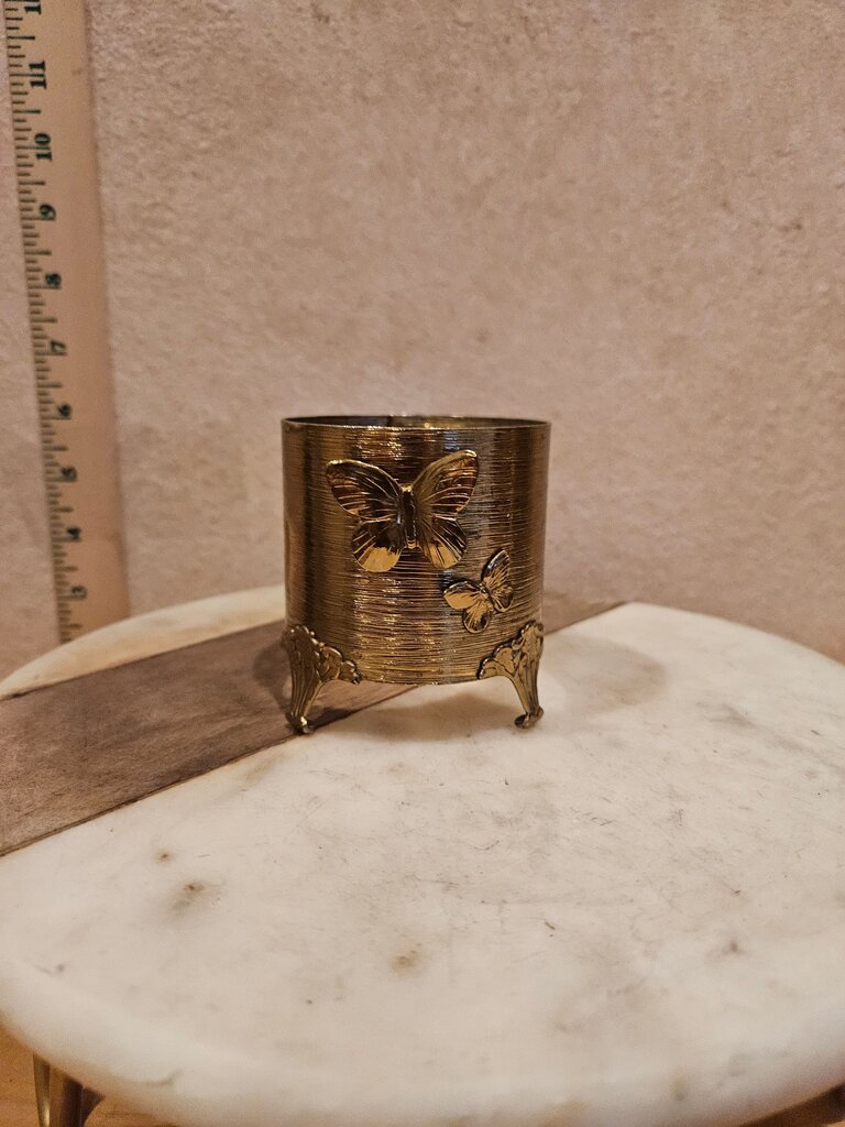 Vintage Hollywood Regency Stylebuilt 24kt Gold Plated Cup/candle Holder Butterflies Florentine Style Footed