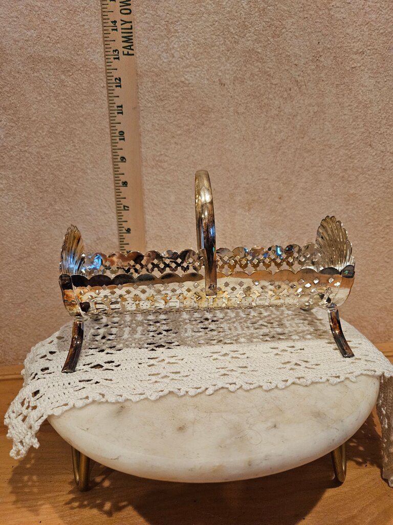 Vintage Silver Plated Shell Bisquit Tray/ Leonard Silver/ Metal Serving Cookie Cracker Tray Basket with Handle/ Victorian/ MCM/ Retro