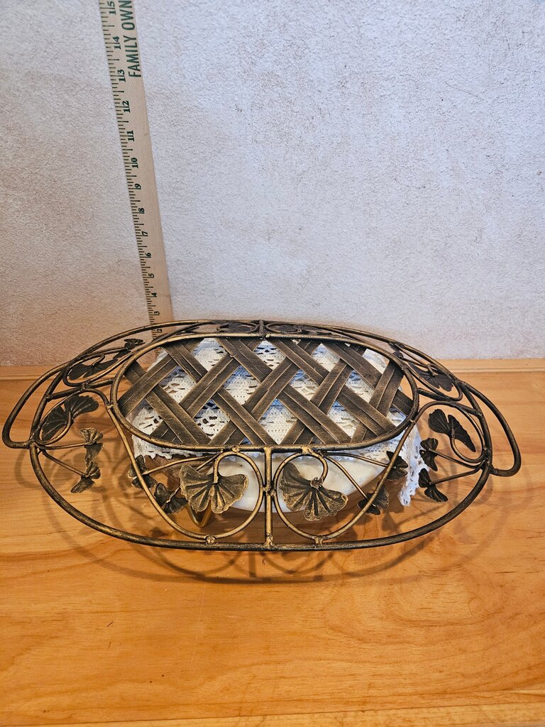 Ginkgo Leaf and lattice basketweave bottom metal tray