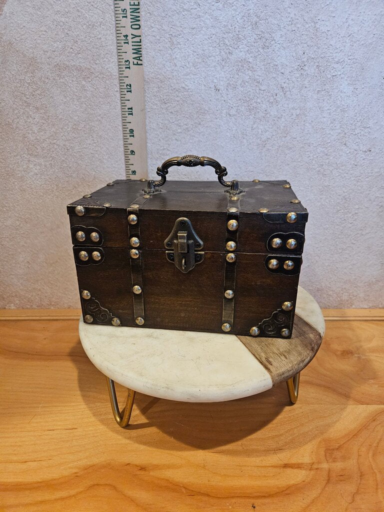 Vintage Jewelry Trinket Box Wood & Brass w Rivets Treasure Chest