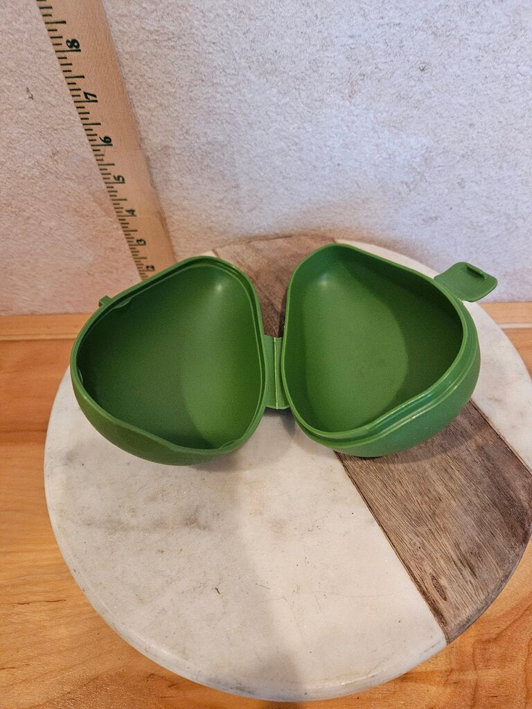 Tupperware Fruit Vegetable Keeper Avocado Storage Container