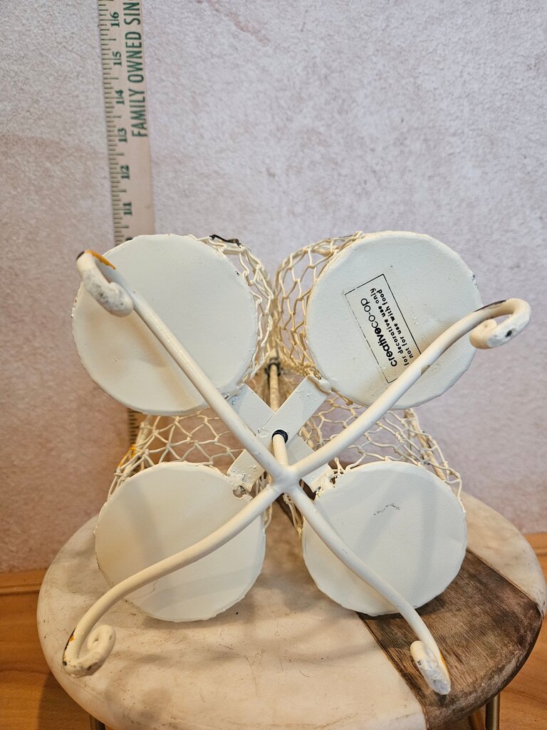 Wire white chippy Condiments Caddy Country Primitive Scroll Bottom Moveable 4 Comp