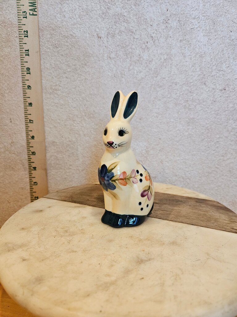 Vintage P. Silkotch Ceramic Hand Painted Bunny Rabbit 1994 W/ floral flowers