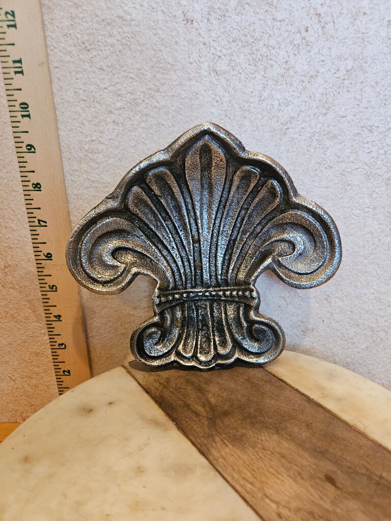 Decorative Metal serving dish/candy bowl