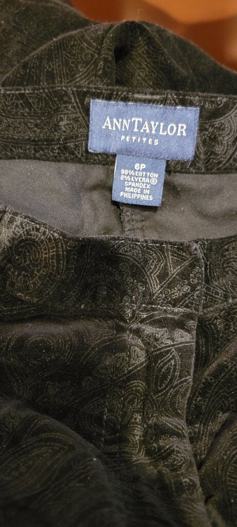 Ann Taylor Petites Black Patterned Pants