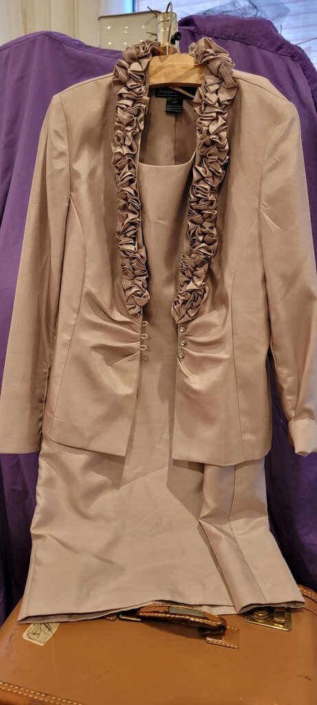 Jessica Howard Women's Suit