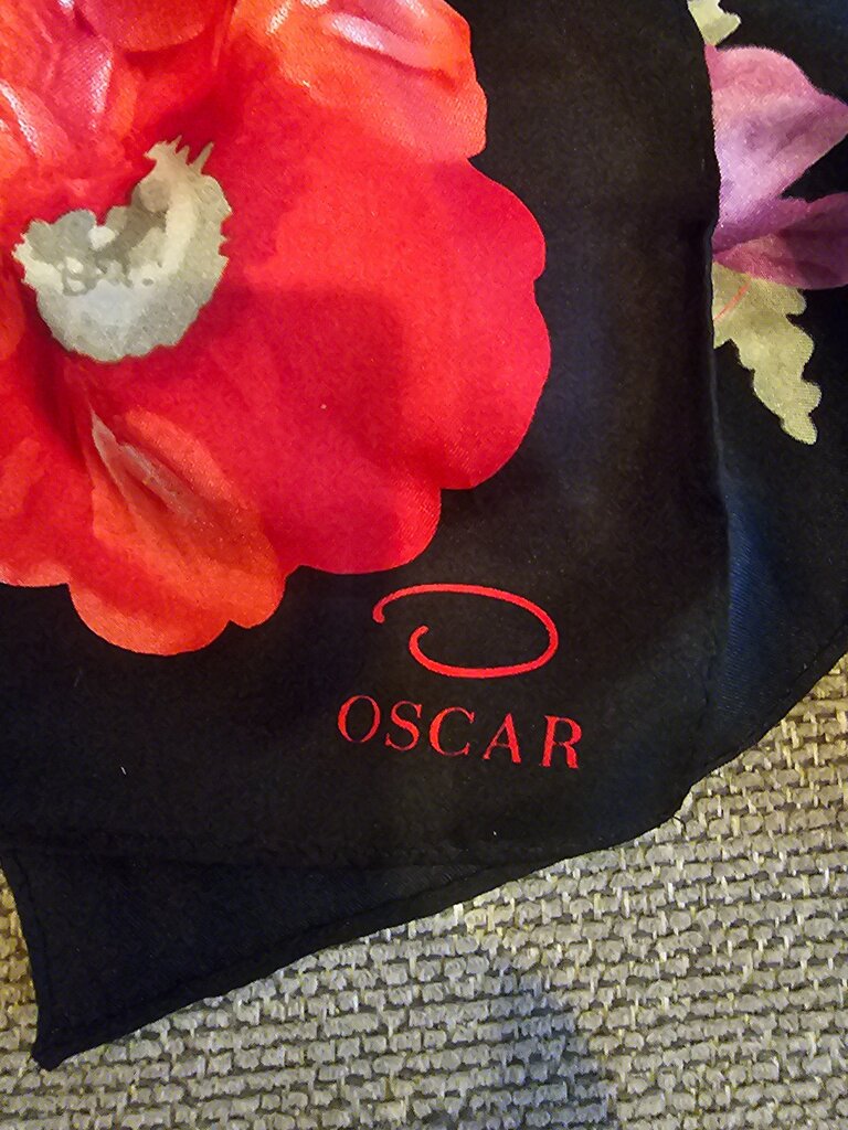 Oscar de la Renta Floral Scarf
