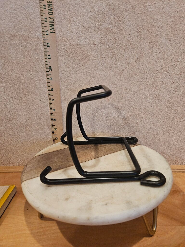 Gun Rack Mount, Black Metal Cookbook Stand / book display