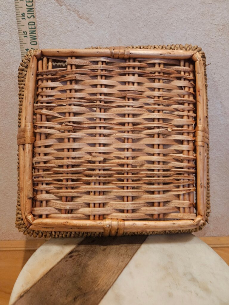 Medium Square Wicker Rattan Woven Basket Baskets Geometric 11" x 11 Storage Basket as is