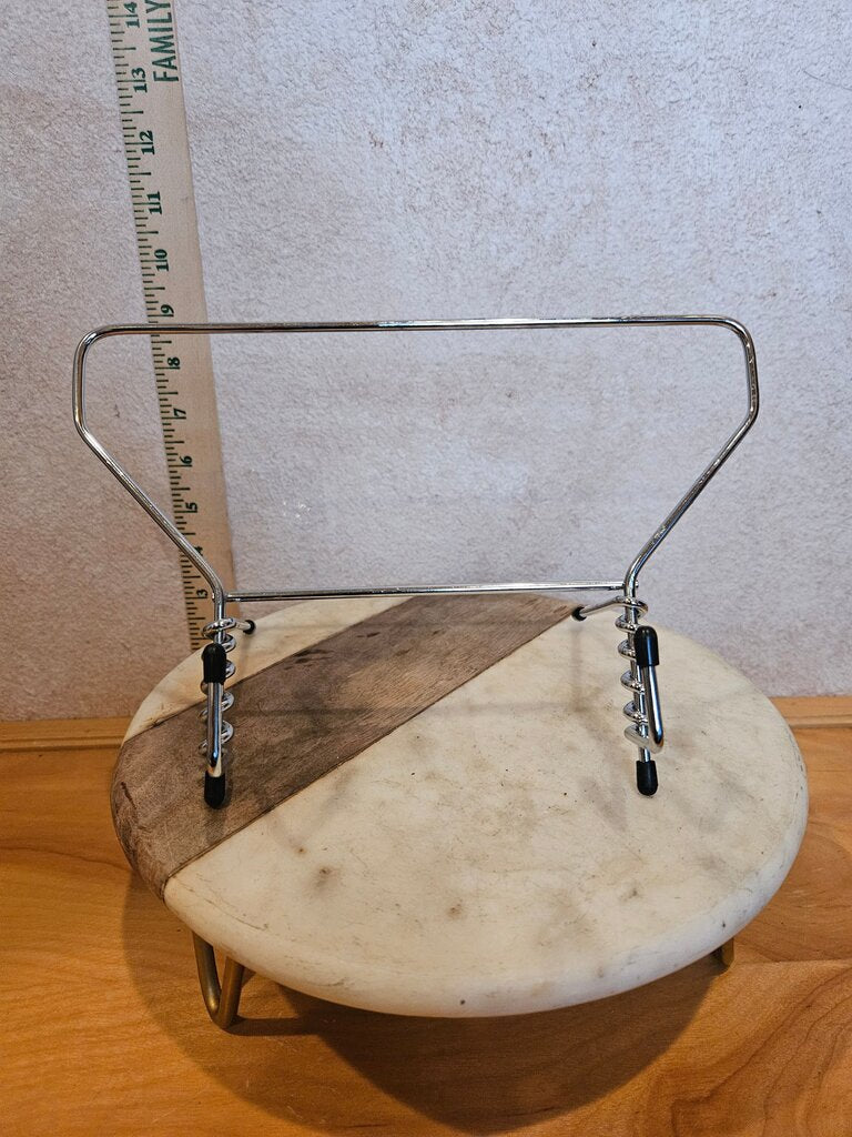 Vintage Cookbook Book Holder Metal Wire Dawn Products Co. Pat Owatonna Minn USA