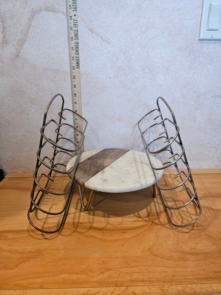 2 set Vintage Metal Wire holder Plate Rack, Lid Holder, pan display kitchen organizer