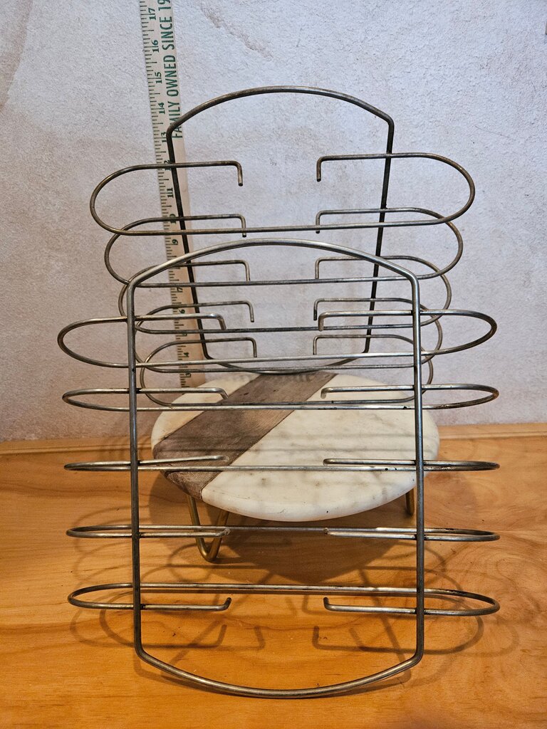 2 set Vintage Metal Wire holder Plate Rack, Lid Holder, pan display kitchen organizer