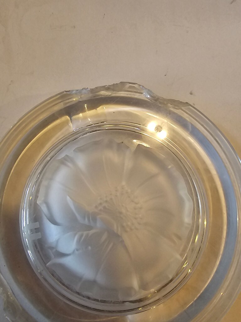 Vintage Emanuel Ungaro Sasaki Crystal Ashtray Etched Frosted Flower 7.75" Japan Heavy as is chipped