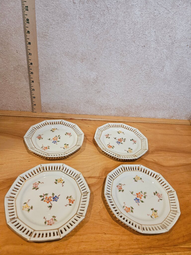 Set of Floral Design Plates