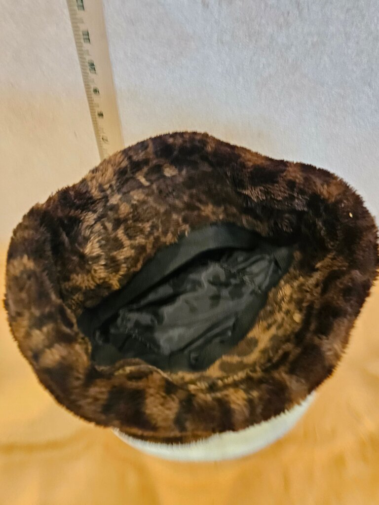 Vintage Leopard animal Print Faux Fur Bucket Hat