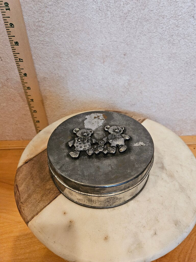 Vintage Metzke Pewter Round Teady Bear Decerative Tin, 1970s Gray Tin Lid, Candy Cookie Silver 8 in Round Container, Pewter