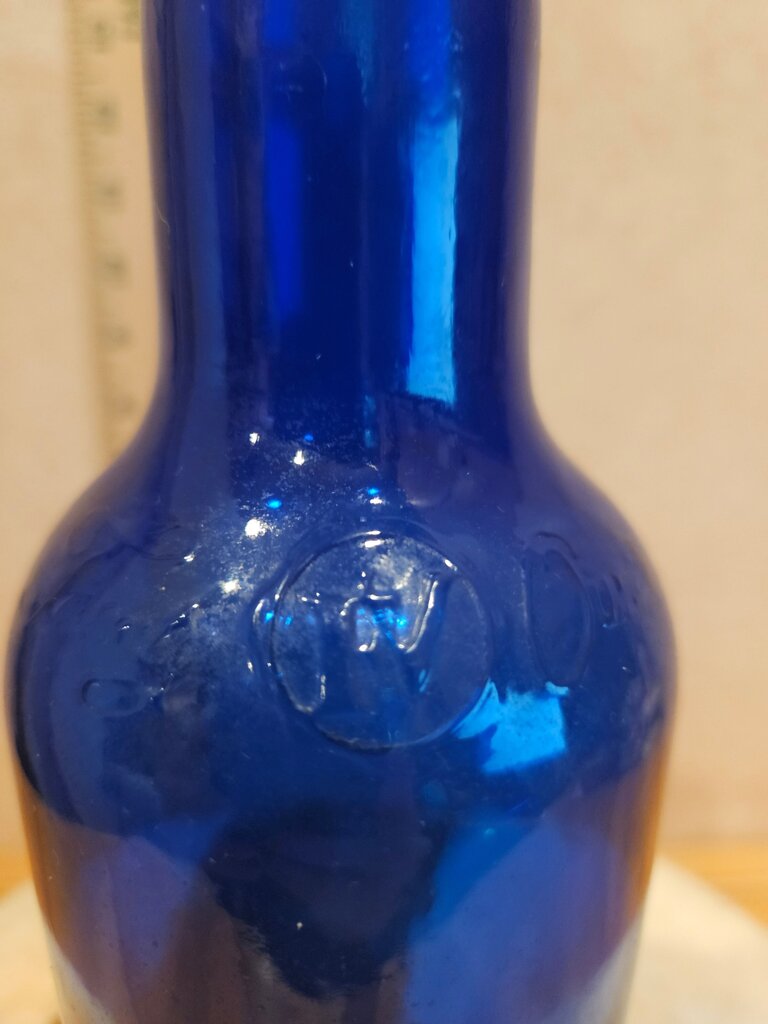 FEROLITO VULTAGGIO AND SONS Cobalt BLUE BOTTLE VASE 20OZ