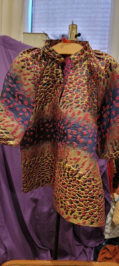 THML Women's Small Colorful Top