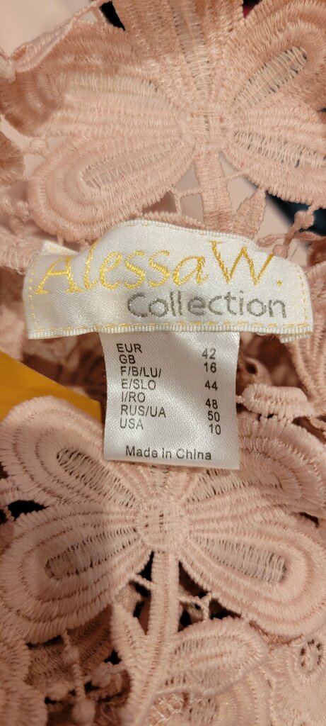 Alessa W. Collection Lace Top