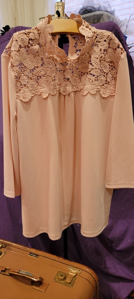 Alessa W. Collection Lace Top