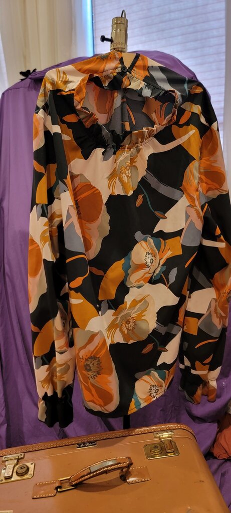 SHEIN Floral Print Long Sleeve Top