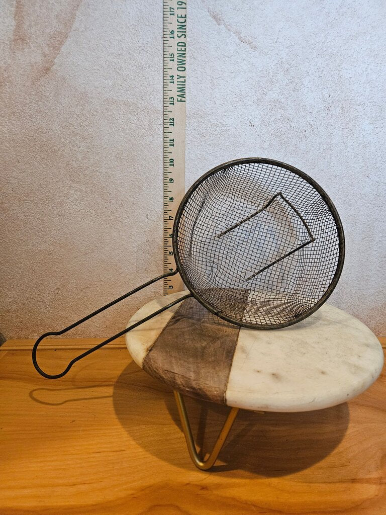 Vintage Metal Frying Strainer Screen Frying Net W Hook & Long Handle To Hang Over Pot Of Oil, Hand Held Colander Strainer Sieve