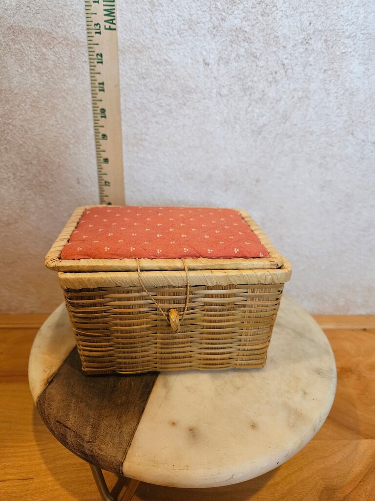 Small Vintage Sewing Basket with Floral Brocade Top, Pin Cushion Interior Lid, grandmacore