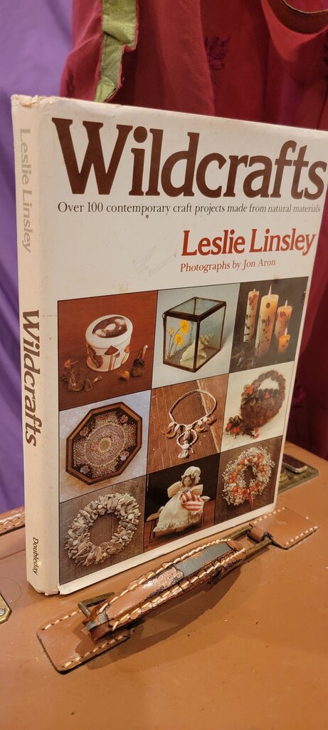 Wildcrafts Book by Leslie Linsley