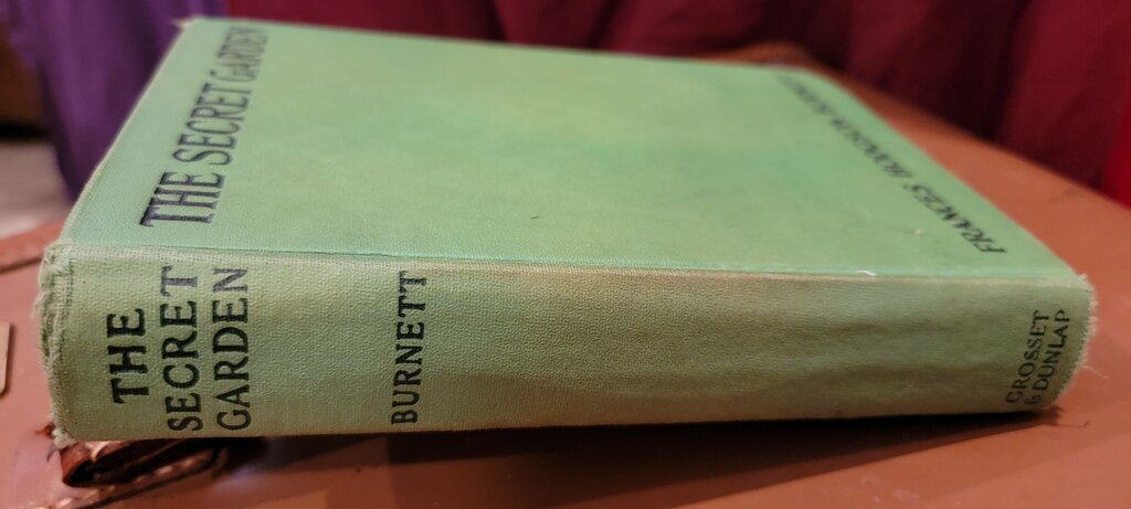 The Secret Garden by Frances Hodgson Burnett