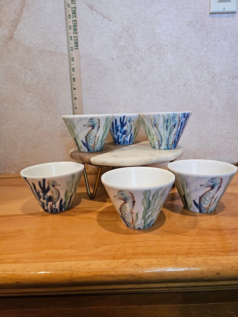 Set of 6 Decorative Seahorse Bowls