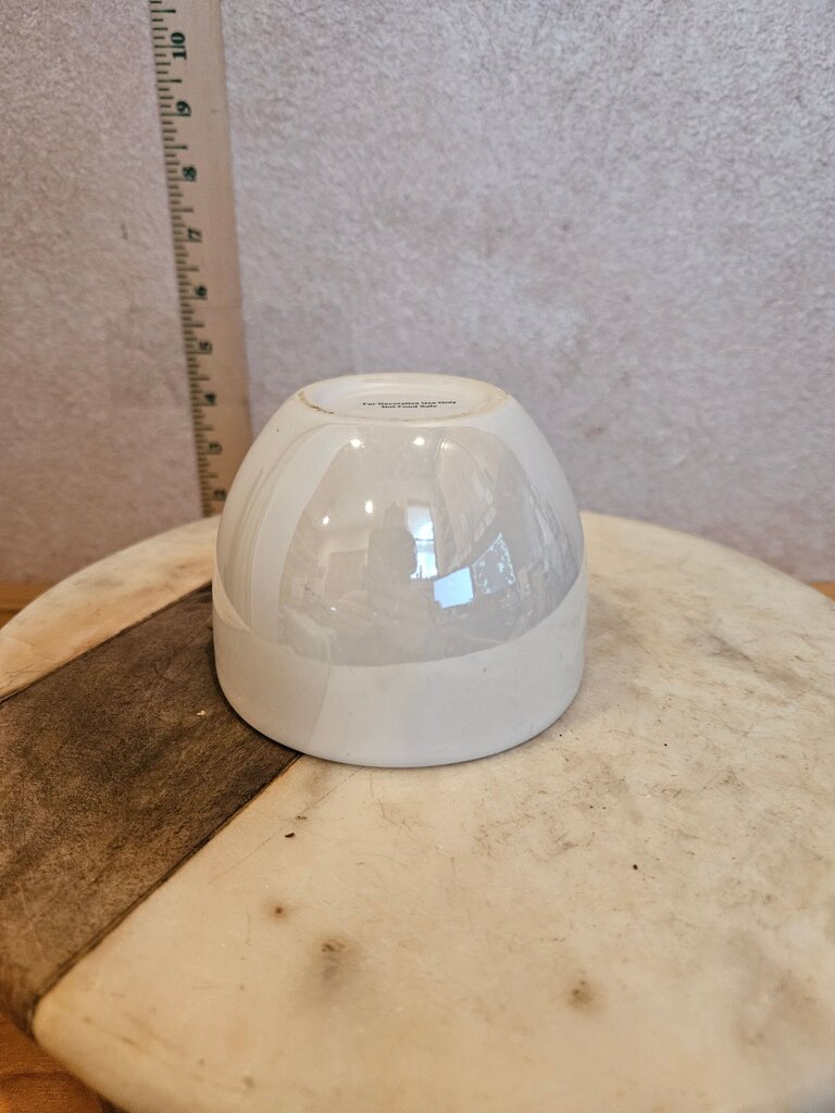 White Ceramic Decorative Bowl with Handle