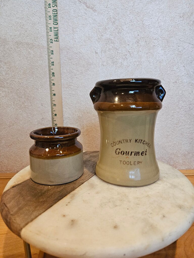 Vintage Mid Century Brown & Beige Country Kitchen Gourmet Toolery Utensil Holder Stand Farmhouse Kitchenalia MCM Vase & Accessories