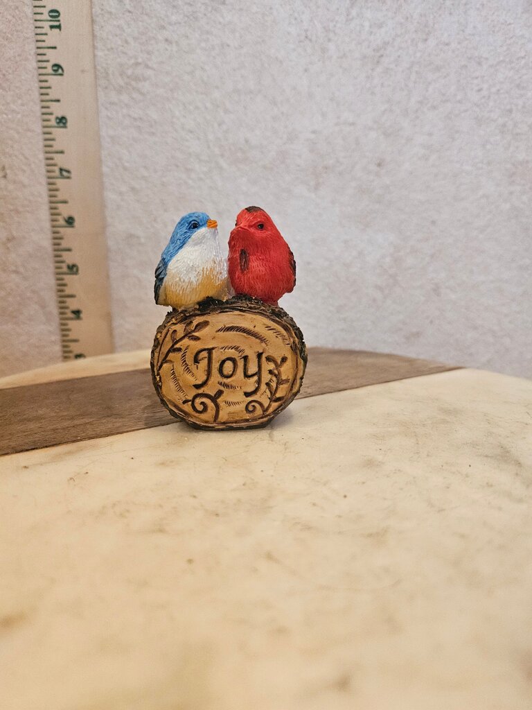Vintage FIgurine, Two Little Birds on You Tree Stump Blue Bird and Cardinal