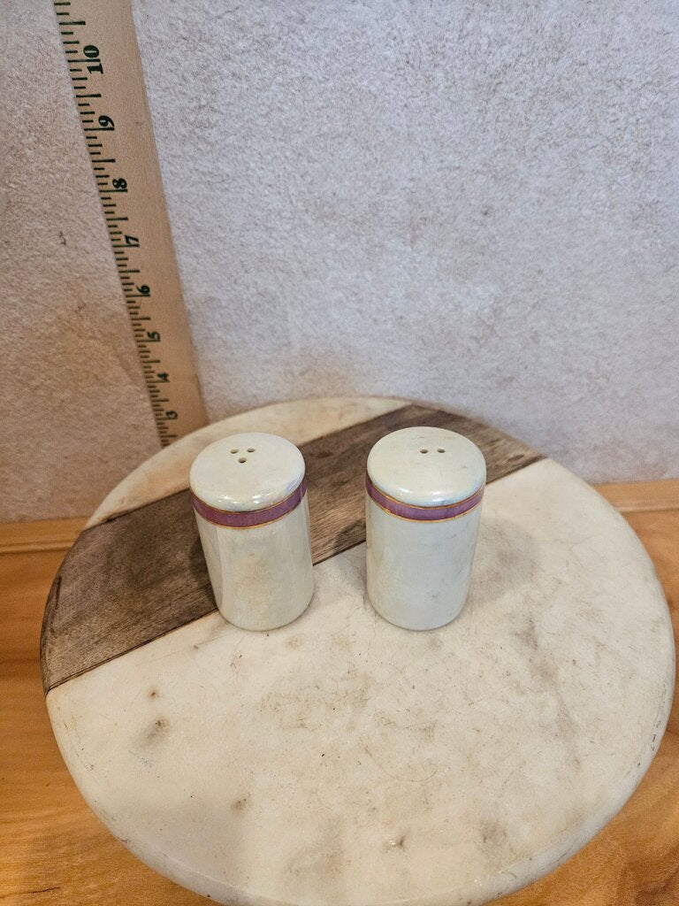 La Jolla Vintage Butterfly Lustreware Salt & Pepper Shakers, Butterflies, Souvenir