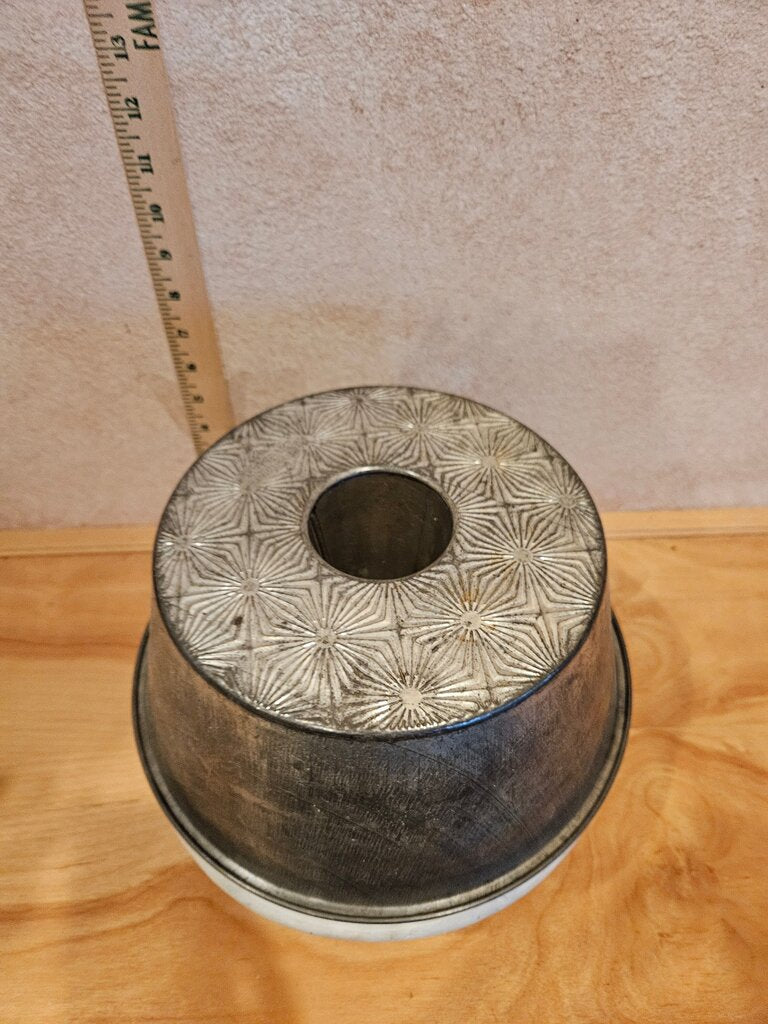 Vintage Ovenex Angle food Starburst Bundt Cake Pan Ring 10" N-840 USA Baking