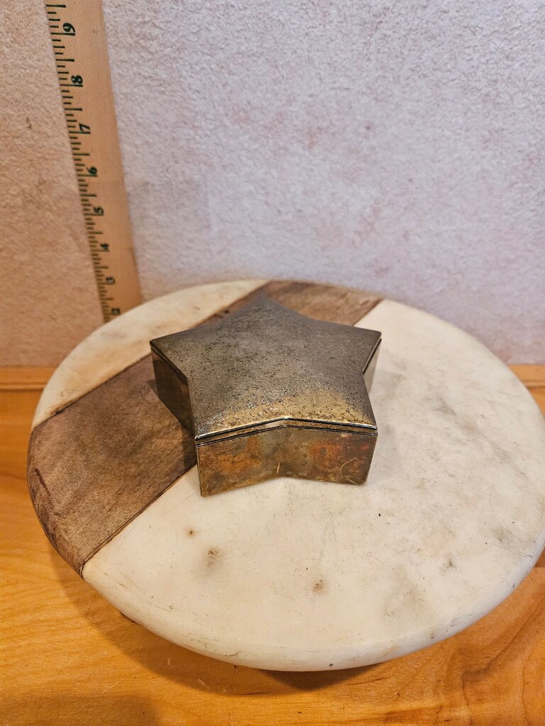 Vintage Star Shape Metal Pewter Tone Trinket Jewelry Stash Box Astrology vanity display