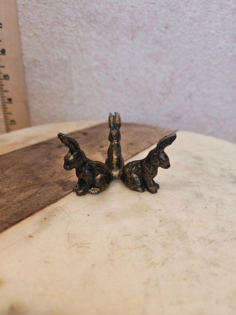 VINTAGE BRONZE FIGURINE STATUE 3 RABBITS HARES EASTER Trinity candle holder egg display